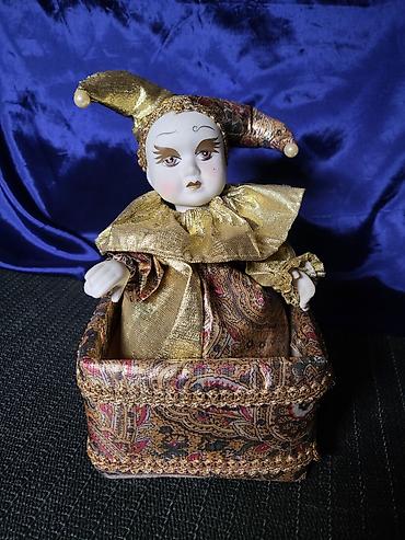 Ostali kućni dekor: Muzicka kutija,porcelanski rotirajuci pajac iz 80ih godina. Muzicka — 2