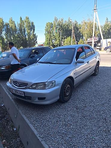 Продажа авто: Honda Accord: 2001 г., 1.8 л, Механика, Бензин, Седан — 4