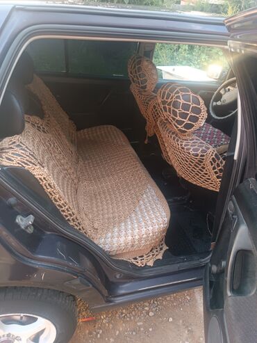 Volkswagen: Volkswagen Golf: 1995 г., 1.6 л, Механика, Бензин, Хэтчбэк — 9