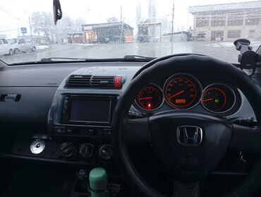 Honda: Honda Fit: 2002 г., 1.3 л, Вариатор, Бензин, Хэтчбэк — 10