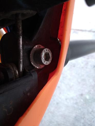 icepeak skafander: Trotinet sa cetiri tocka – dva napred i dva pozadi,nosivosti do 40kg — 2