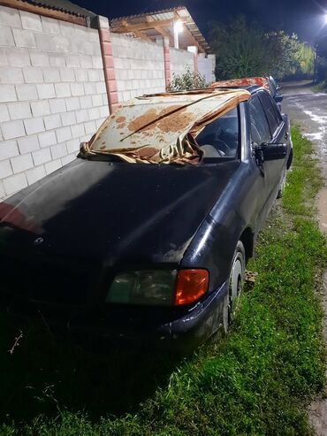 Mercedes-Benz: Mercedes-Benz : 1995 г., 1.8 л, Бензин, Седан