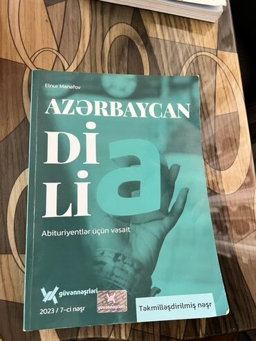 Сковородки: Eləcə də "Abieturiyentlər üçün vəsait" başlığı altında təqdim olunan