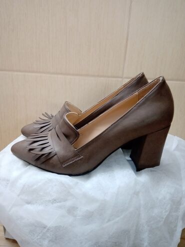 cipele nepromocive: Pumps, 39