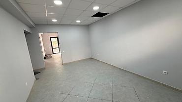 8: Коммерческое помещение в жилом квартале Мкр Тунгуч 2/8 59м² 1300$ за — 2