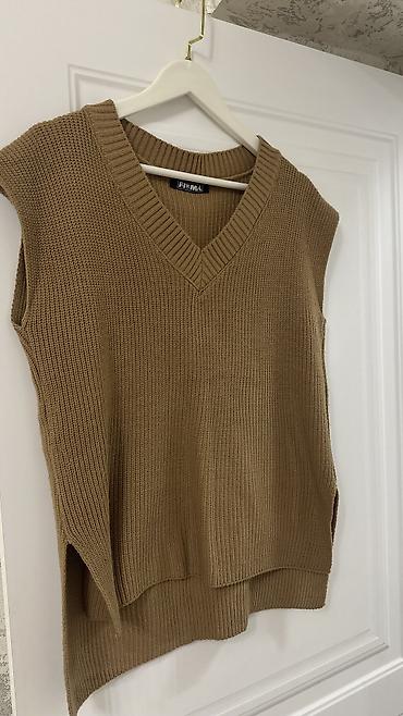 Брючные костюмы: Женская одежда, покупала в Дубаи/Италии, размер s/m, l до 44. Цены от at lalafo.kg — 71 Брючные костюмы: Женская одежда, покупала в Дубаи/Италии, размер s/m, l до 44. Цены от — 71