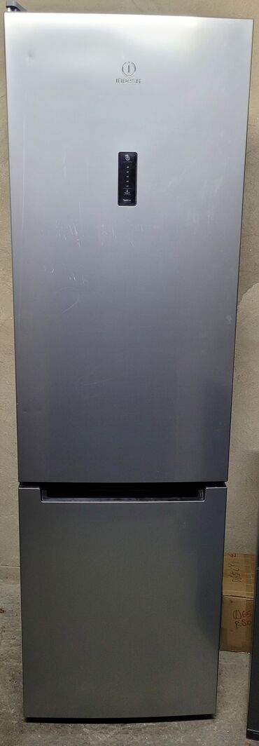 домашный телефон: Холодильник Indesit, Б/у, Двухкамерный, Total no frost, 60 * 200 * 60