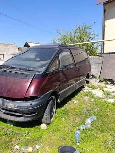 Toyota: Toyota Estima: 1995 г., 2.2 л, Автомат, Дизель, Минивэн