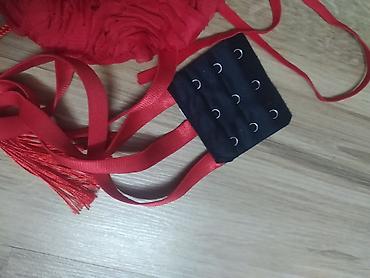 Korseti: Prodajem brushalter- top,crveniruže u srcuprelepo stoji,ima tri — 2