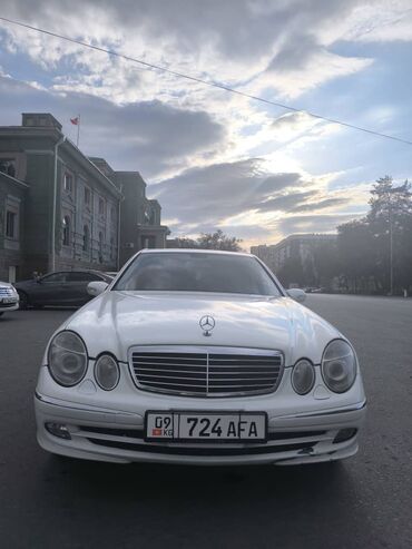 Транспорт: Mercedes-Benz E 320: 2003 г., 3.2 л, Автомат, Газ, Седан