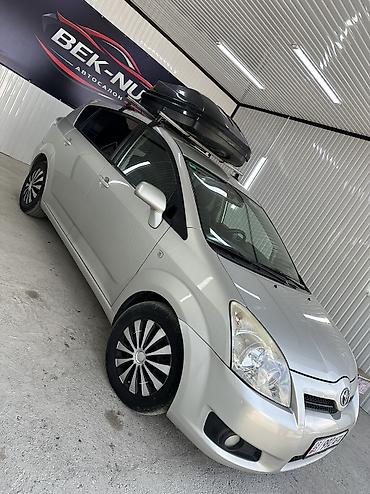 Toyota: Toyota Corolla Verso: 2009 г., 1.8 л, Механика, Бензин, Минивэн — 2