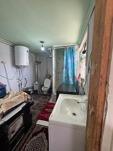 дом пр: Продается дом в с.Гавриловка по ул.Чекменова.От трассы 500м. Дом из — 10