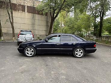Транспорт: Mercedes-Benz E-Class: 2001 г., 2 л, Механика, Бензин, Седан — 6
