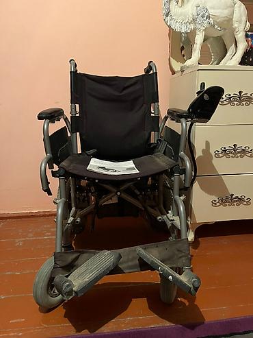 Digər: Satilir. Qazaxdadr. Toz badigindan çirkli görsənir — 2