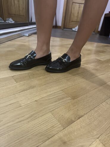 Мокасины и лоферы: Лоферы, 39, Massimo Dutti, Б/у, цвет - Черный, Самовывоз — 10