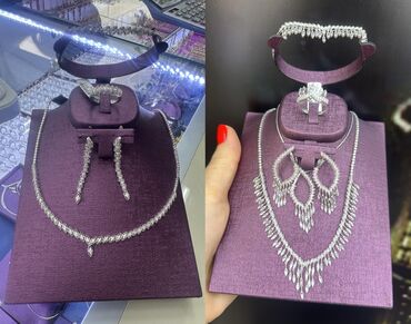 komplekt qizil destleri: В комплекте: Кольцо, Белое золото