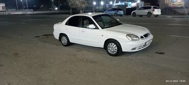 Daewoo: Daewoo Nubira: 2000 г., 1.5 л, Автомат, Бензин, Седан