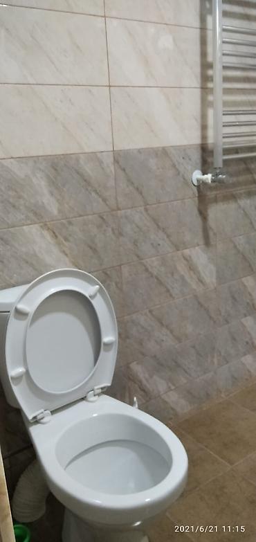 Günlük kirayə evlər: 100 kv. m, 3 otaqlı, Kombi — 7