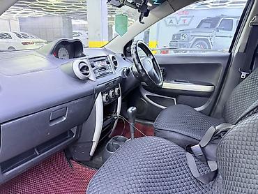 toyota ist: Toyota Ist: 2003 г., 1.3 л, Автомат, Бензин, Хэтчбэк — 9