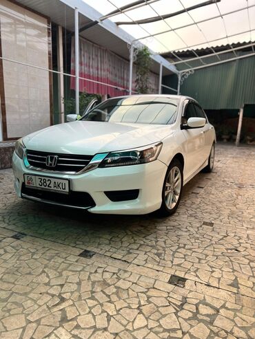 фаркоп на ауди а6: Honda Accord: 2012 г., Седан