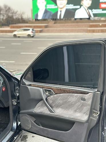 Mercedes-Benz: Mercedes-Benz E-Class: 2000 г., 2 л, Механика, Бензин, Седан — 9