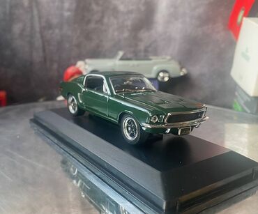 Avtomobil modelləri: Коллекционная модель Ford Mustang GT Bullit darkgreen 1968 Steve — 14