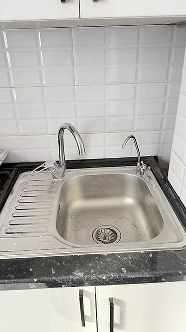 Аренда помещений свободного назначения: Сдаются Светлая просторная 1 комнатная квартира гостиная/зал — 16