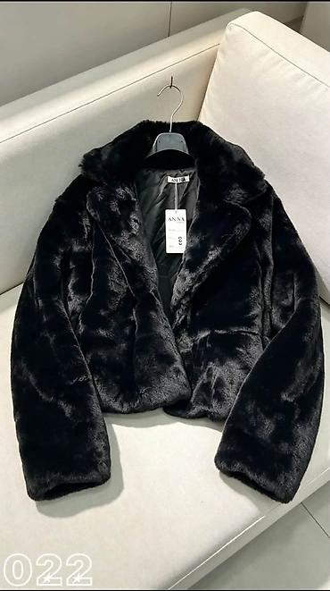 catwalk marka: 10. Bunda 4.400 dinara H — 2