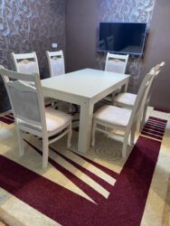 huggy wuggy baku: Qonaq otağı üçün, İşlənmiş, Dördbucaq masa, 6 stul