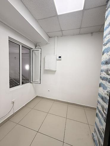 Аренда помещений свободного назначения: Сдаётся в аренду коммерческое помещение 50 м2 Аренда 75000 сом и — 6