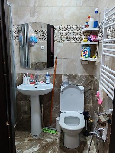 Продажа квартир: Mənzilin təsviri: - Plan: 1 otaq 2 otaga duzelme. 42 kv/m kristal — 4