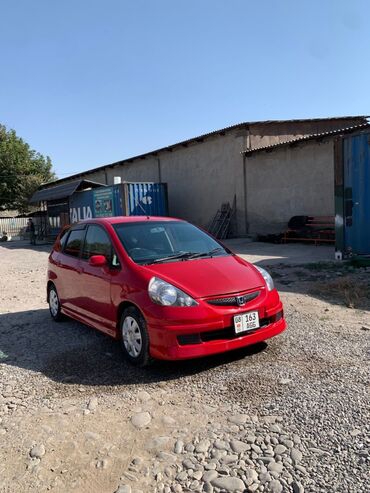 трактор беларус 82.1 цена бишкек новый: Honda Fit: 2002 г., 1.3 л, Вариатор, Бензин, Хэтчбэк
