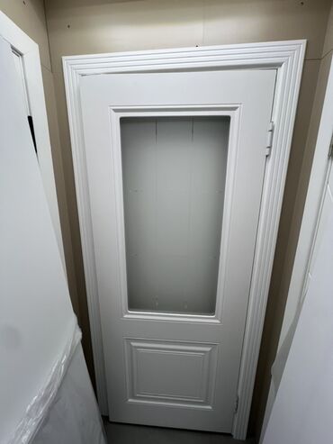 меж комнаты двери: Doors with glass