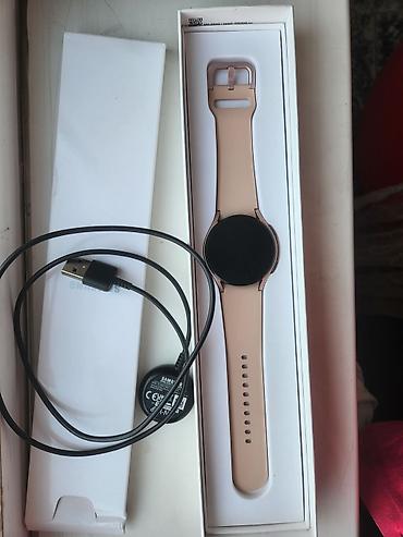 usb vga adapter: Samsung Galaxy Watch4 (SM-R860), размер 40 мм, цвет Pink Gold — 2