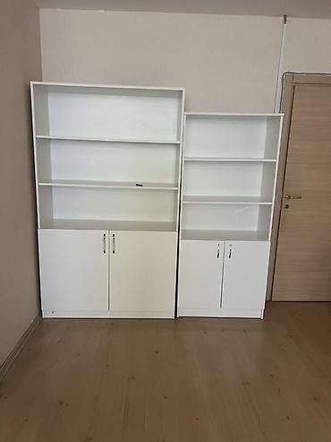 Ofis mebeli: Elektronikadan basqa geri qalanlar satışda toplu şəkildə/ alan adam — 8