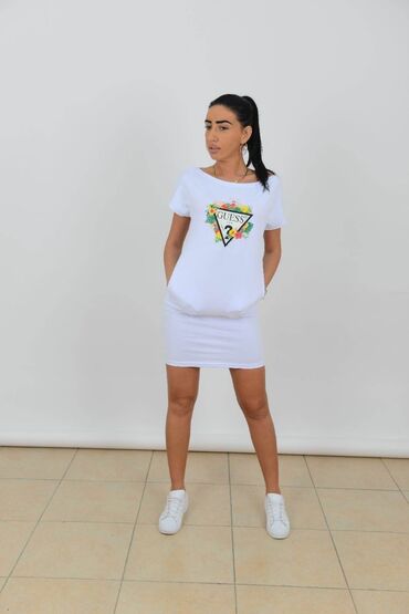 Haljine: 1 za 1700, 2 za 2500
Dužina 95 cm turski bruseni pamuk sa elastinom — 24