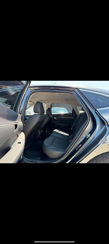 Hyundai: Hyundai Sonata: 2022 г., 2 л, Автомат, Гибрид, Седан — 9