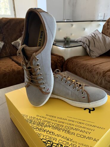 Krasofkalar və idman ayaqqabıları: GREYDER100% İçindəki altlığı dəri, bağları dəri, qırağ tikilişi dəri -da lalafo.az — 16 Krasofkalar və idman ayaqqabıları: GREYDER100% İçindəki altlığı dəri, bağları dəri, qırağ tikilişi dəri — 16