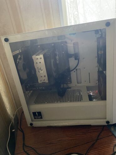 продам ноутбук бу: Компьютер, ядер - 6, Игровой, Б/у, Intel Core i5, NVIDIA GeForce RTX 3060, SSD