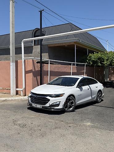 chevrolet salon kredit: Chevrolet Malibu: 1.5 l | 2021 il 142000 km Sedan — 1