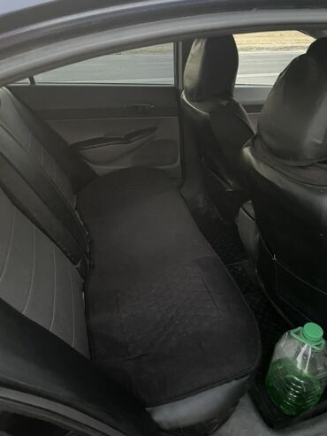 купить маленькую машину недорого: Honda Civic: 2007 г., 1.8 л, Механика, Седан