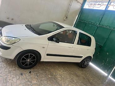 a4 b7: Hyundai Getz: 2008 г., 1.6 л, Механика, Бензин, Хэтчбэк — 2