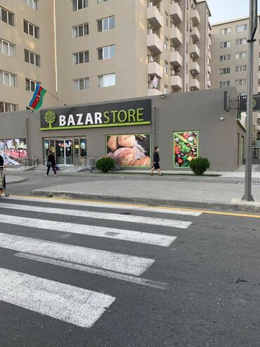 Uzunmüddətli kirayə mənzillər: Yasamalda midada 12 mertebeli binanın 10-cü mərtəbəsində yerləşən — 14