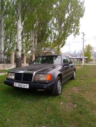 мерседес: Mercedes-Benz W124: 1989 г., 2.5 л, Механика, Дизель, Седан