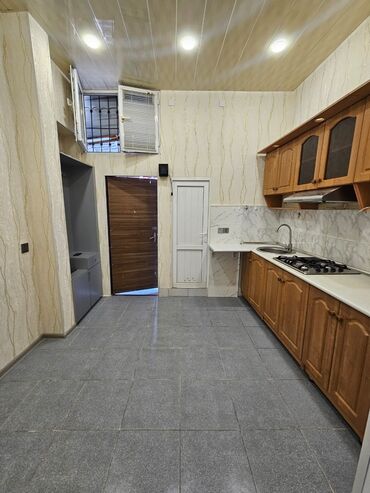 mezahir rustemov kucesi: 1 комната, 30 м², Свежий ремонт