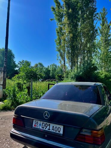 мерседес машина: Mercedes-Benz W124: 1991 г., 0.2 л, Механика, Бензин, Седан