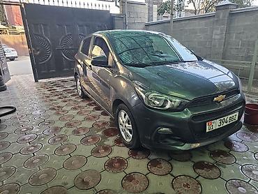 Chevrolet Spark: 2018 г., 0.1 л, Механика, Бензин, Хэтчбэк
