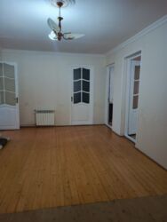 Uzunmüddətli kirayə mənzillər: Tecili Savalan da yol yaxin 5 Otaqli Adelni heyet evi kiraye verilir — 10