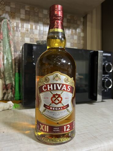 нужно: CHIVAS REGAL Виски 12 летней выдержки Привёз из России 1 литр В