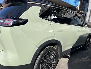 wuling mini ev: Weltmeister W6, 2022 г., 76000 км, Передний, В наличии — 8